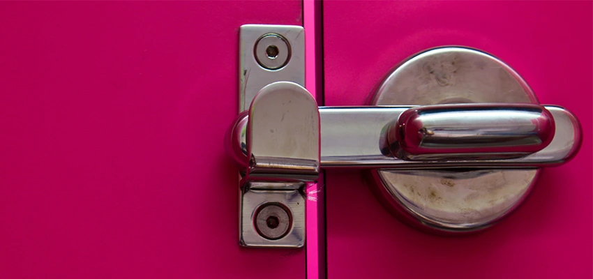 Childproof Gate Lock in Beverly Hills, California