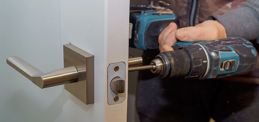 Broken Door Handle Lock Repair in Beverly Hills, California